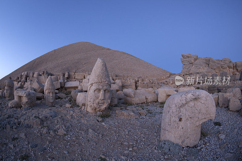 《Nemrut Dagi》，adi也门，火鸡